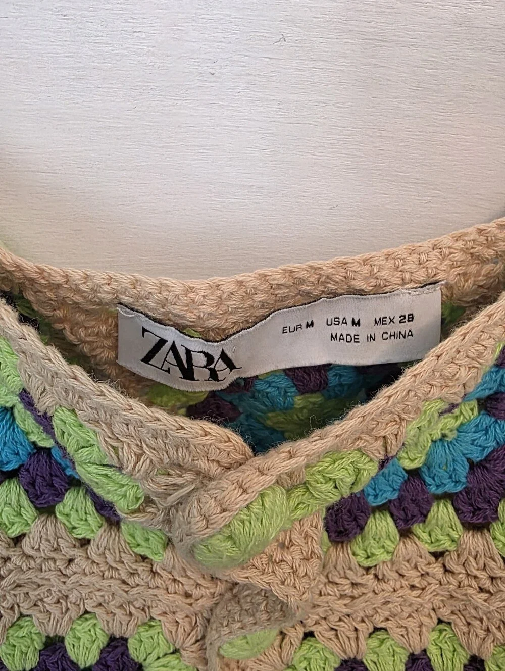 Beautiful Zara Granny Square Tank - Picture 4 of 5